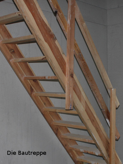 Bautreppe aus Holz